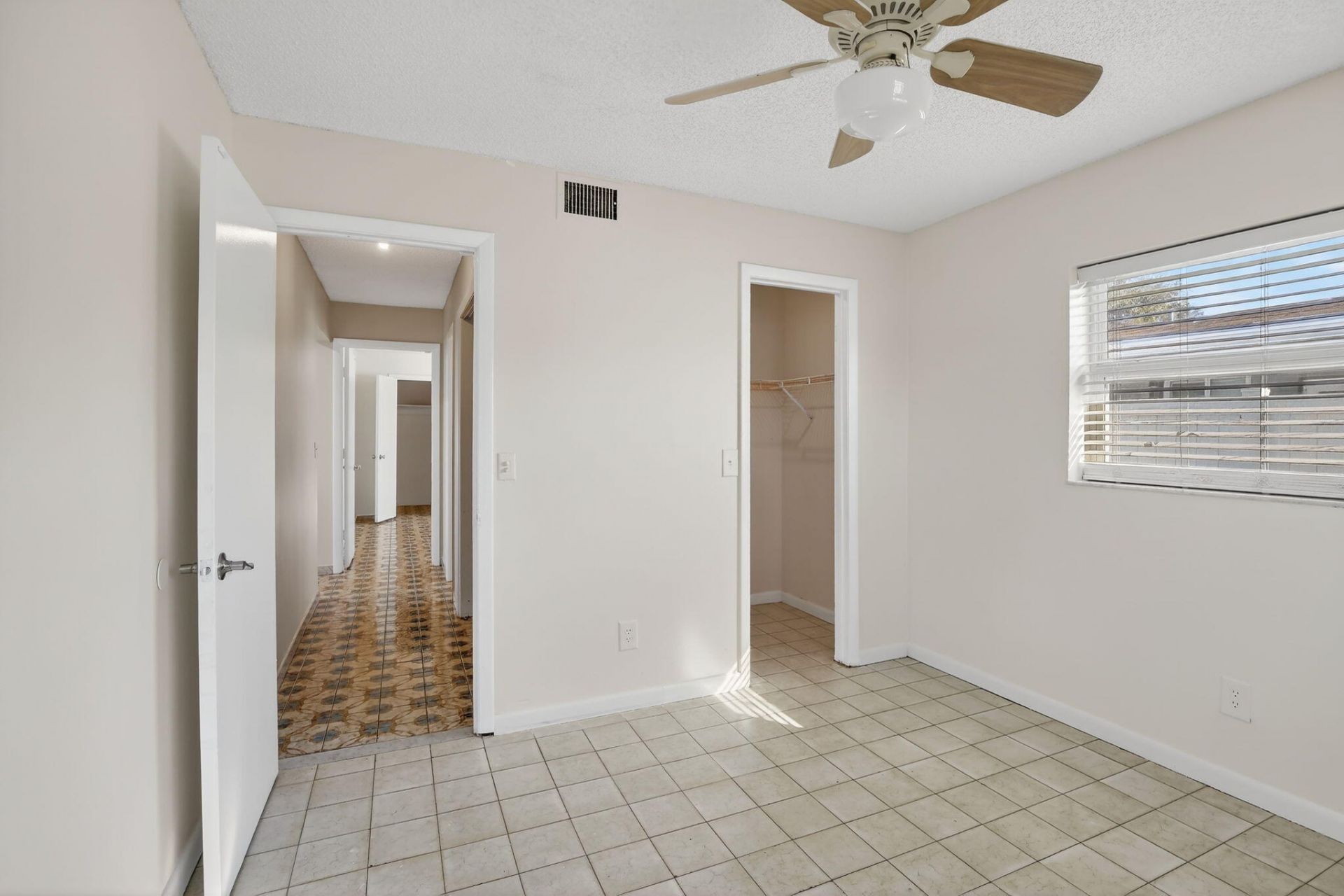 8961 NW 21st Street, Pembroke Pines, FL 33024 Photo