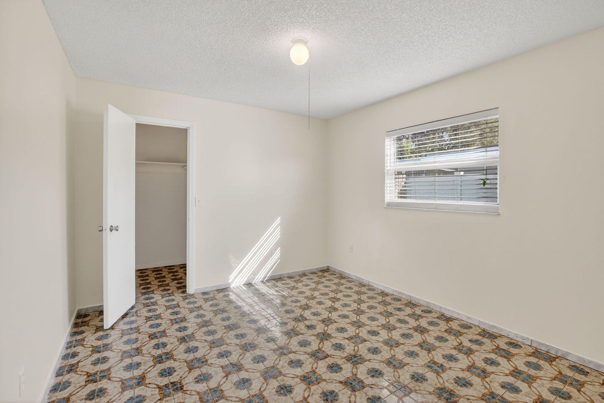 8961 NW 21st Street, Pembroke Pines, FL 33024 Photo