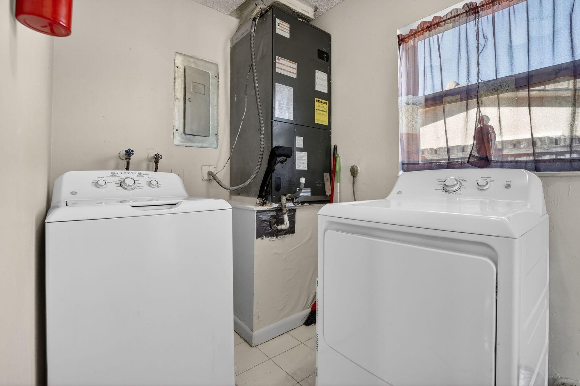 8961 NW 21st Street, Pembroke Pines, FL 33024 Photo