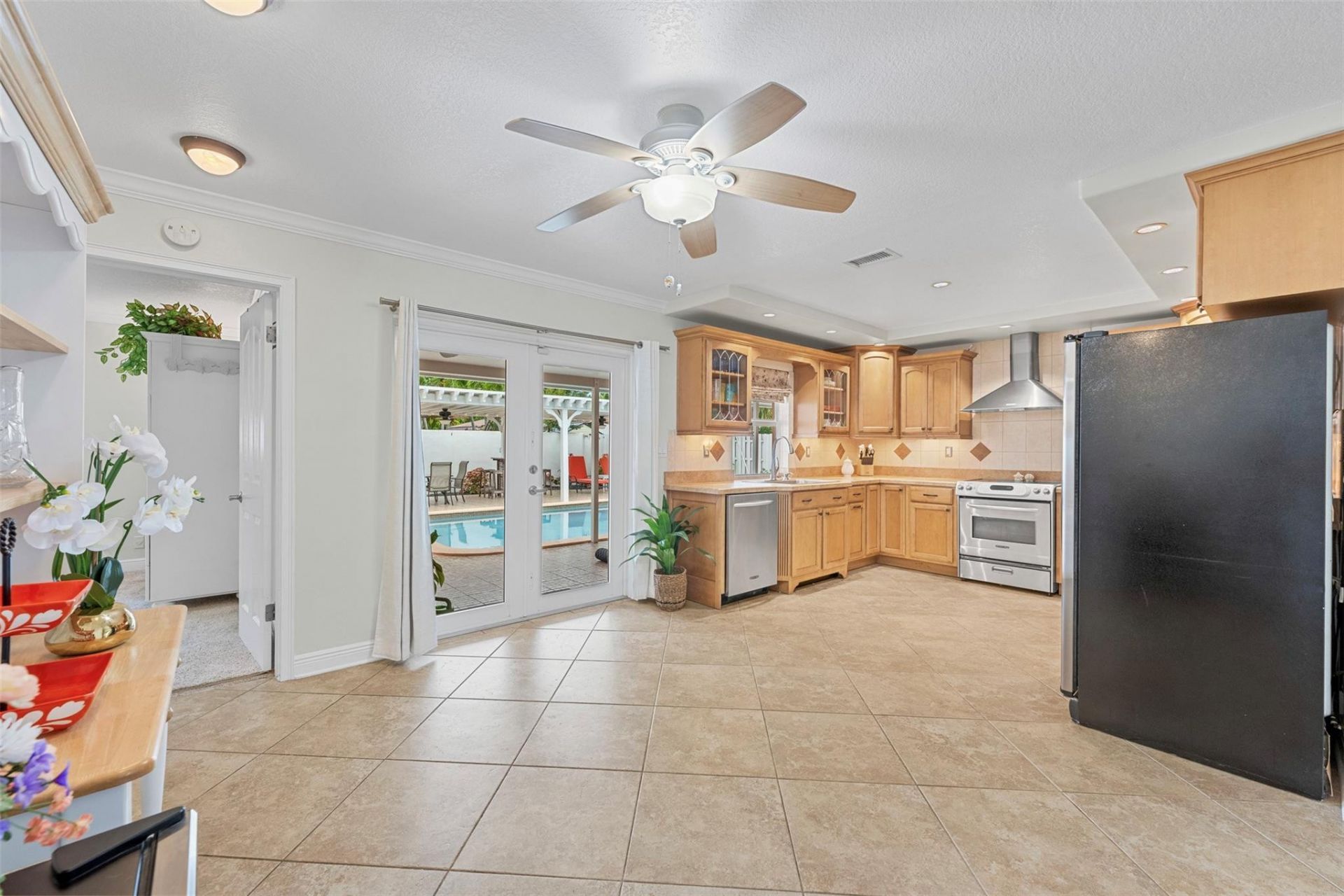 5284 NE 18th Terrace, Fort Lauderdale, FL 33308 Photo