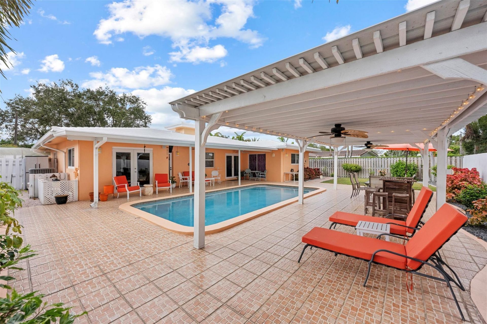 5284 NE 18th Terrace, Fort Lauderdale, FL 33308 Photo