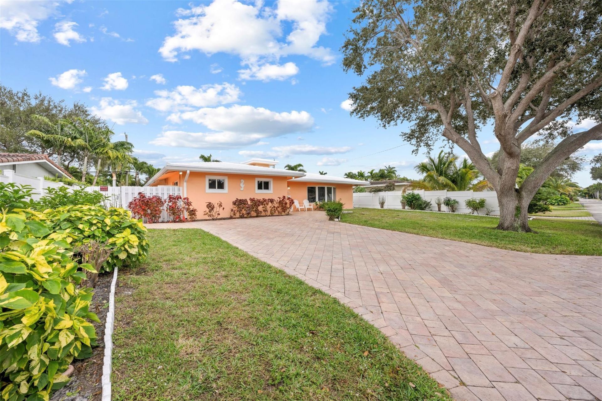 5284 NE 18th Terrace, Fort Lauderdale, FL 33308 Photo