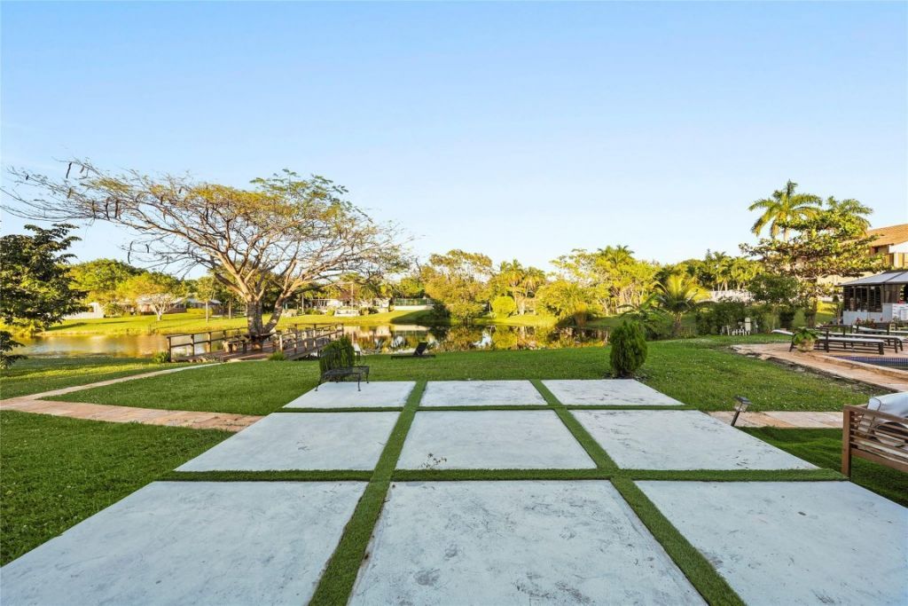 4131 NW 99th Avenue, Coral Springs, FL 33065 Photo