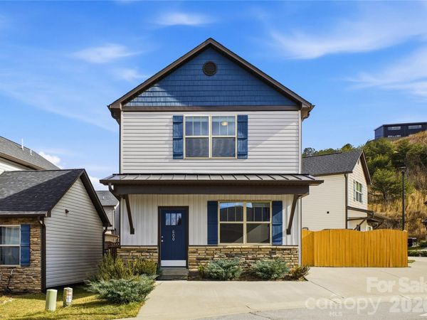 600 Cardwell Lane, Fletcher, NC 28732