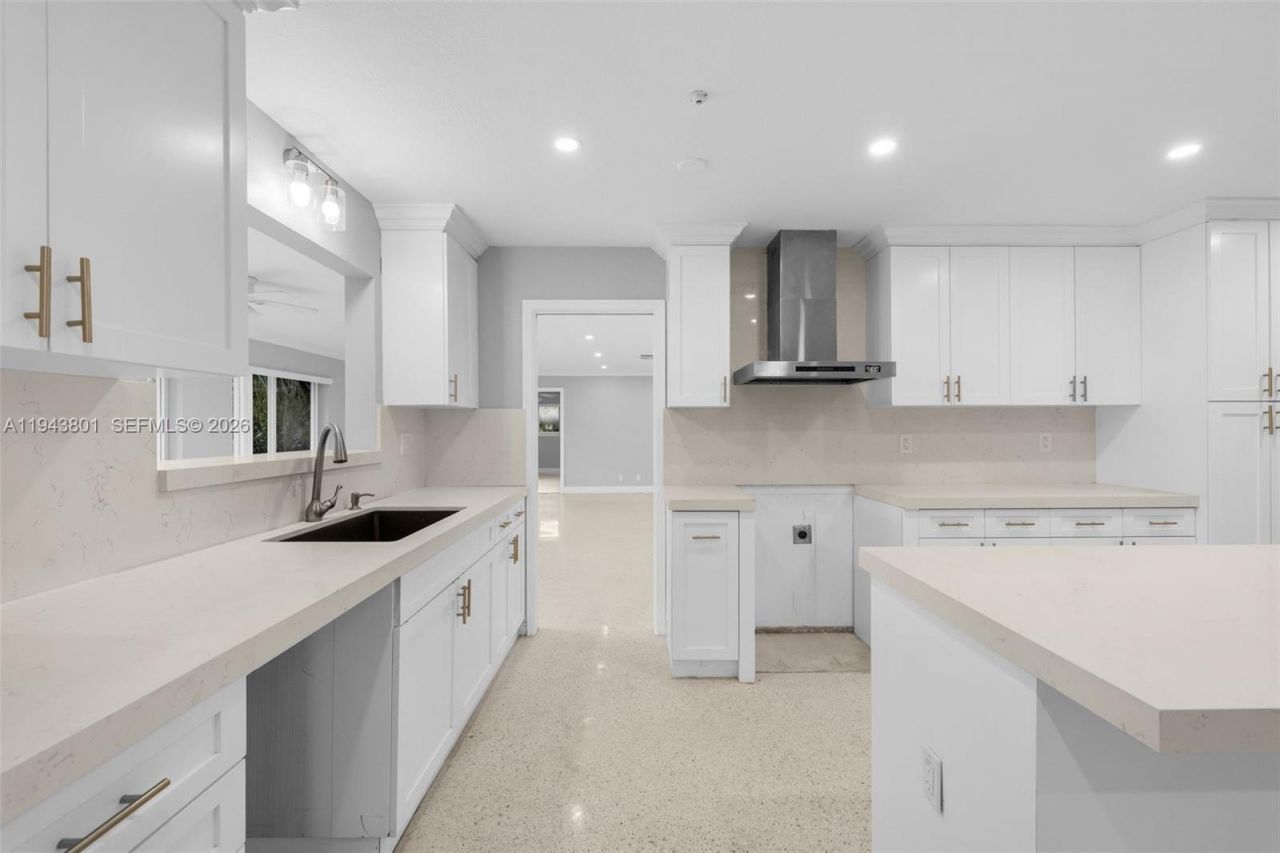 4780 NE 28th Ave, Fort Lauderdale, FL 33308 Photo