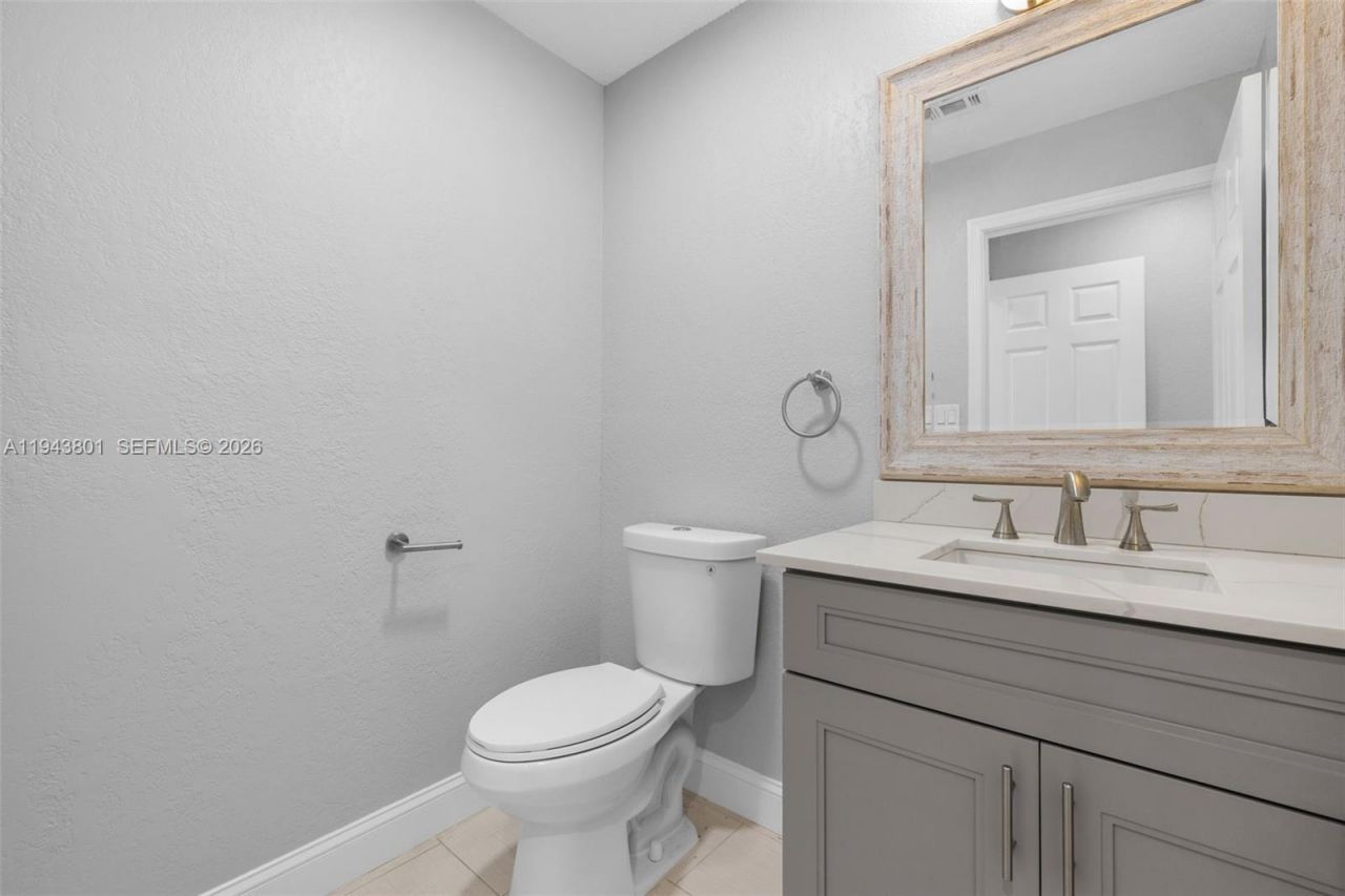4780 NE 28th Ave, Fort Lauderdale, FL 33308 Photo
