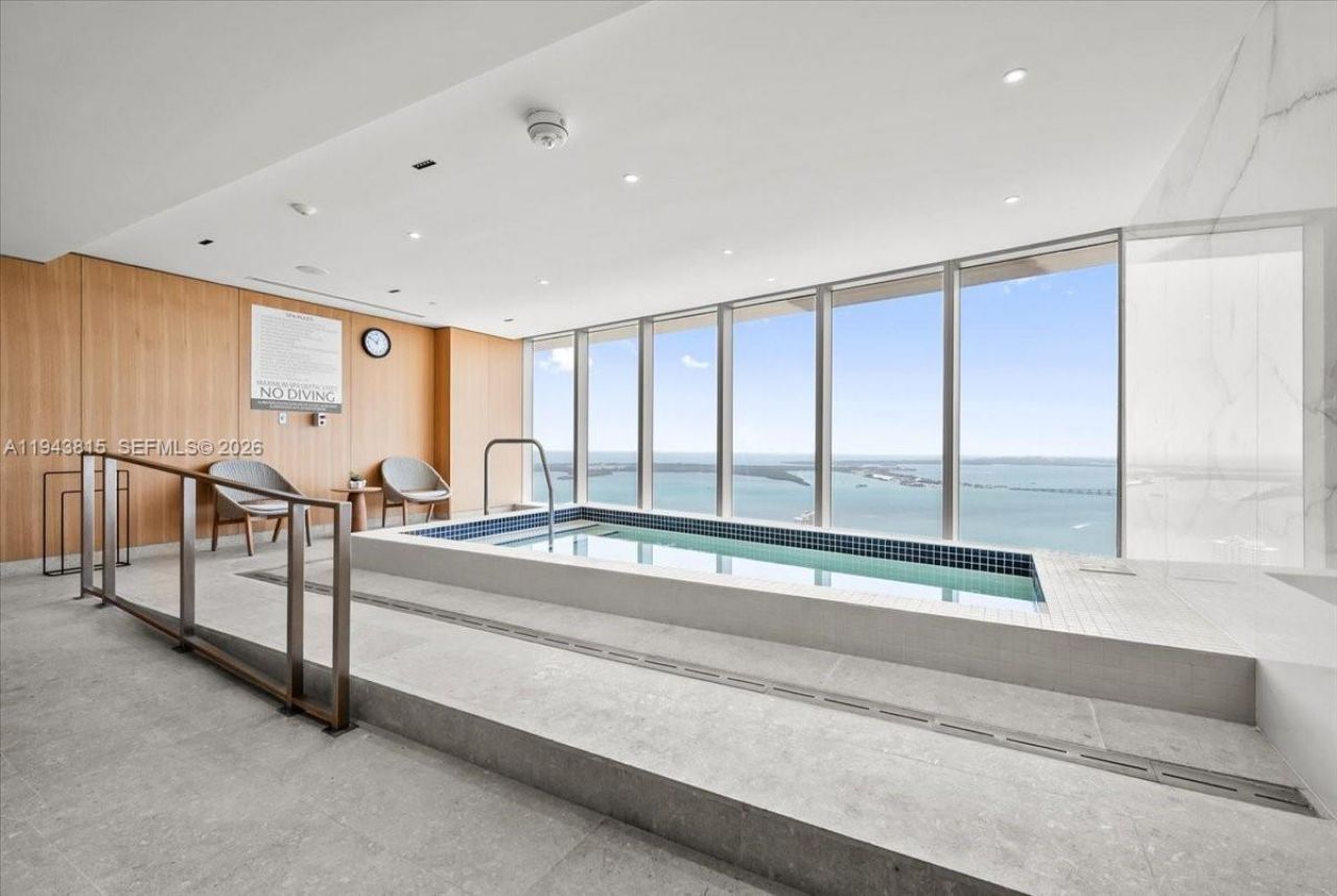 300 Biscayne Blvd Way, Unit 1106E, Miami, FL 33131 Photo