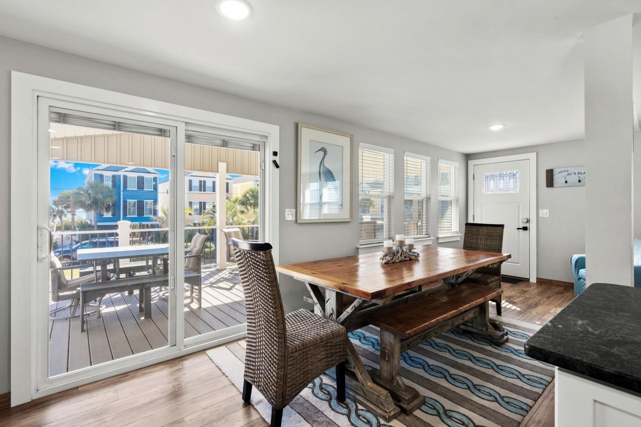 2118 Lark Dr. Photo 10