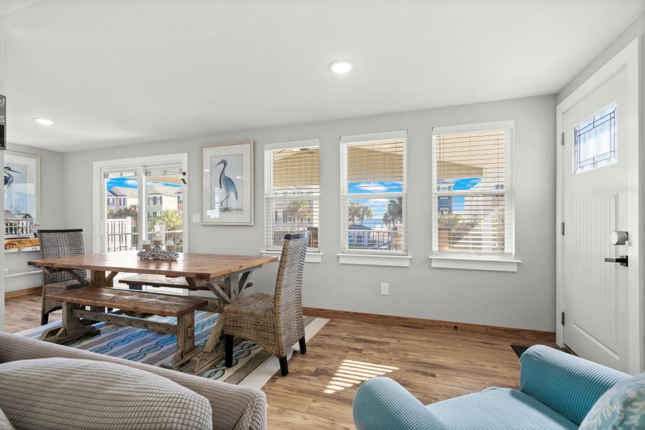 2118 Lark Dr. Photo 12