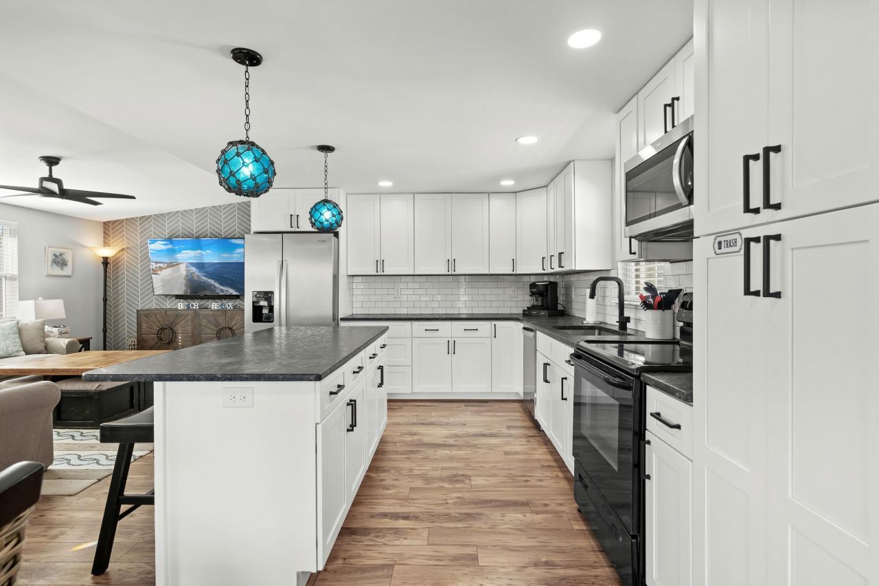 2118 Lark Dr. Photo 14