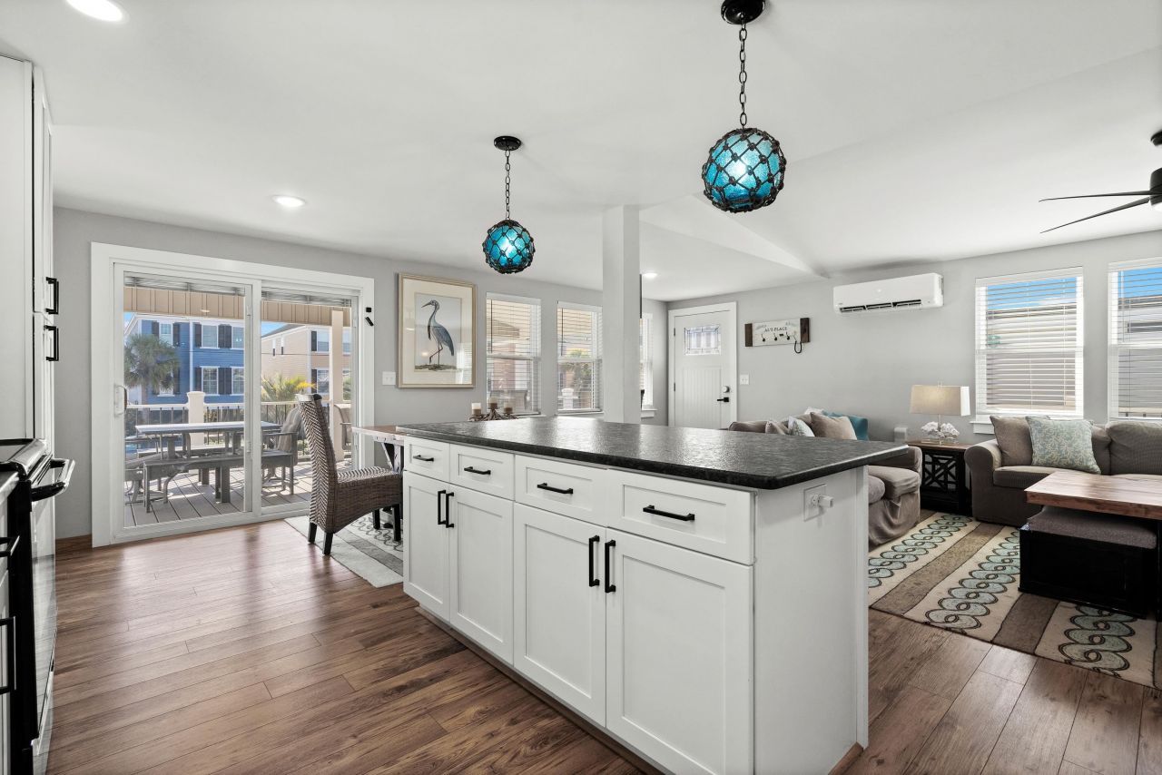 2118 Lark Dr. Photo 17