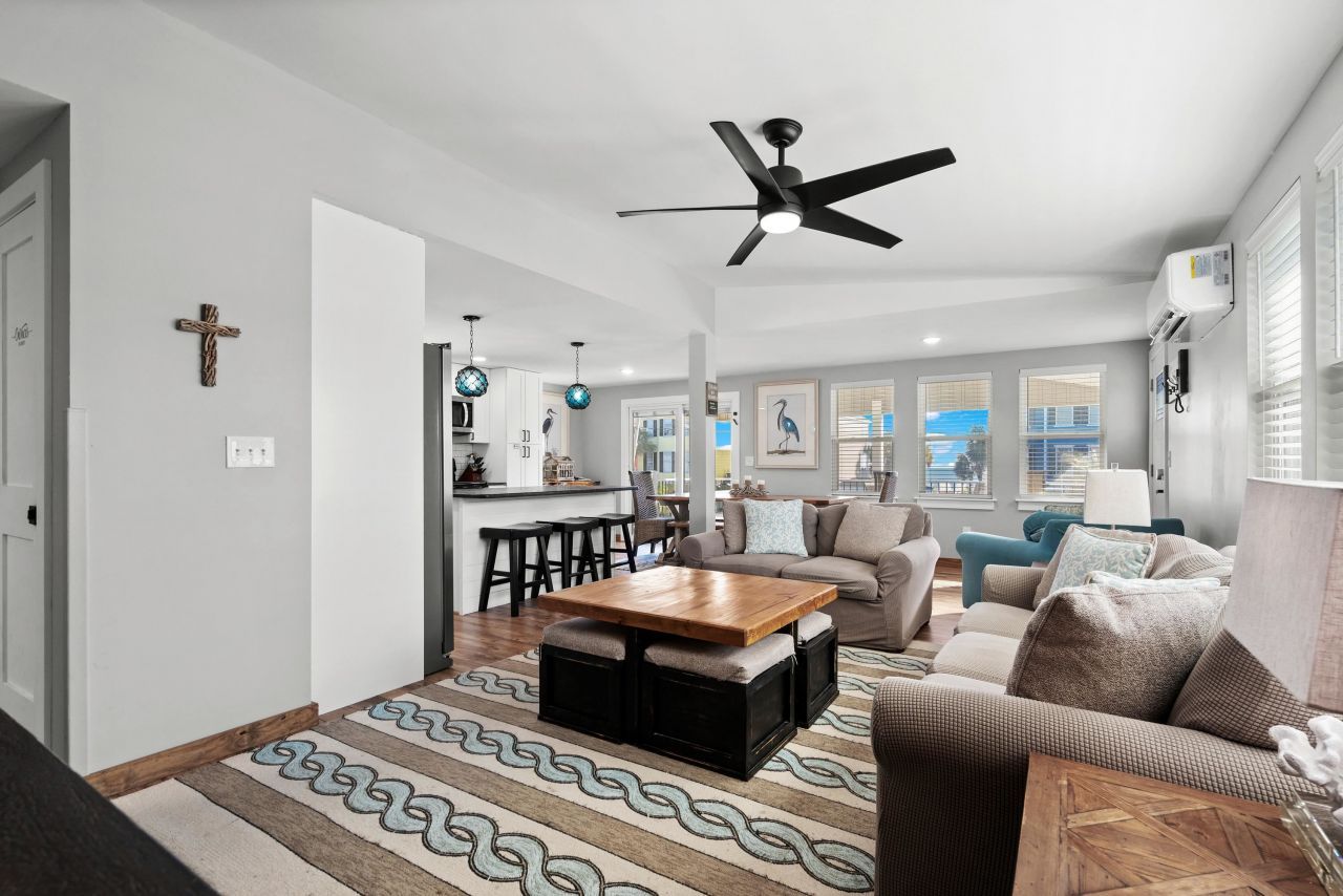 2118 Lark Dr. Photo 9