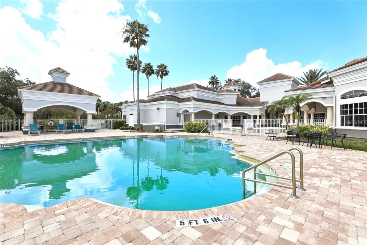 13941 Fairway Island Dr Drive, Unit 713, Orlando, FL 32837 Photo