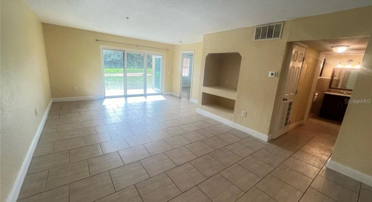 13941 Fairway Island Dr Drive, Unit 713, Orlando, FL 32837 Photo