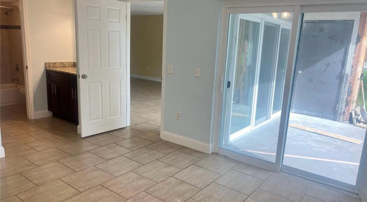 13941 Fairway Island Dr Drive, Unit 713, Orlando, FL 32837 Photo
