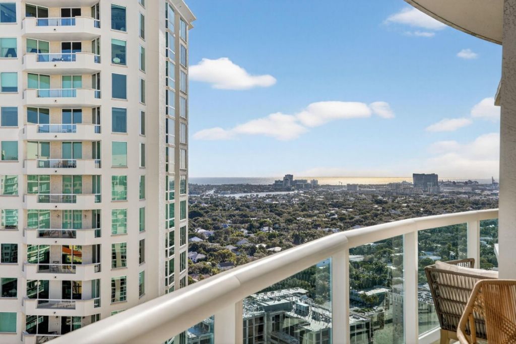 347 N New River Drive, Unit PH 6, Fort Lauderdale, FL 33301 Photo