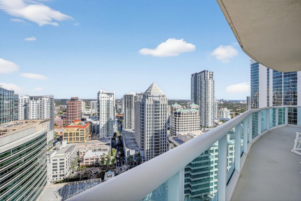 347 N New River Drive, Unit PH 6, Fort Lauderdale, FL 33301 Photo