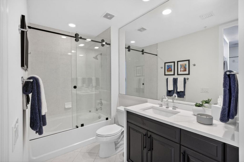 347 N New River Drive, Unit PH 6, Fort Lauderdale, FL 33301 Photo