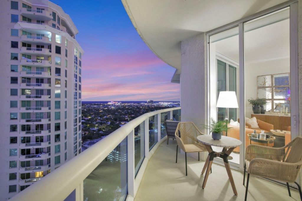 347 N New River Drive, Unit PH 6, Fort Lauderdale, FL 33301 Photo