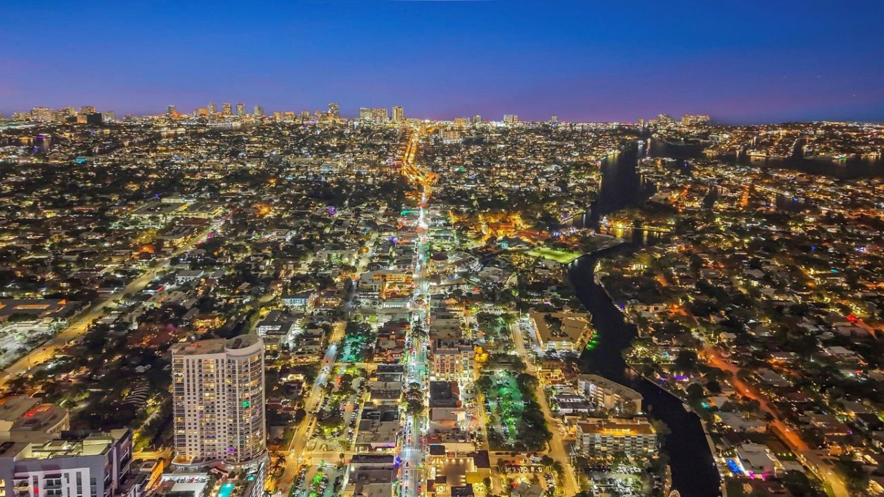 347 N New River Drive, Unit PH 6, Fort Lauderdale, FL 33301 Photo