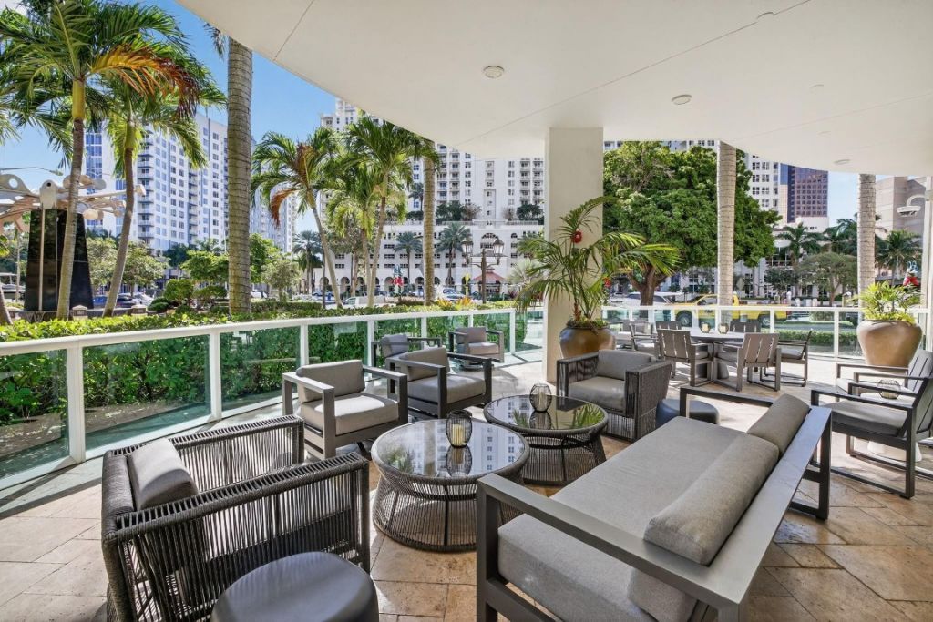 347 N New River Drive, Unit PH 6, Fort Lauderdale, FL 33301 Photo
