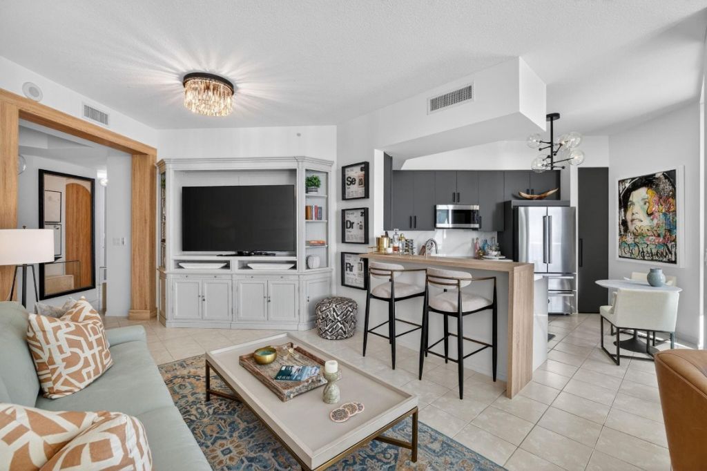 347 N New River Drive, Unit PH 6, Fort Lauderdale, FL 33301 Photo