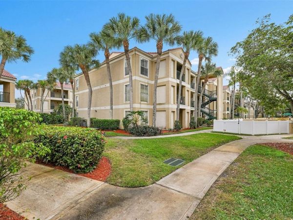 875 Riverside Dr, Unit 732, Coral Springs, FL 33071