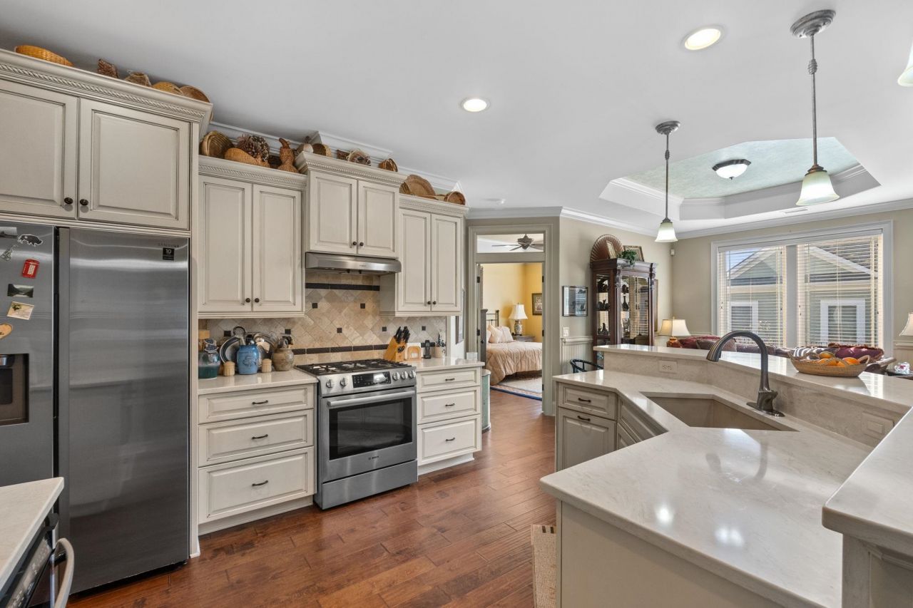 4228 Ravenwood Dr. Photo 13