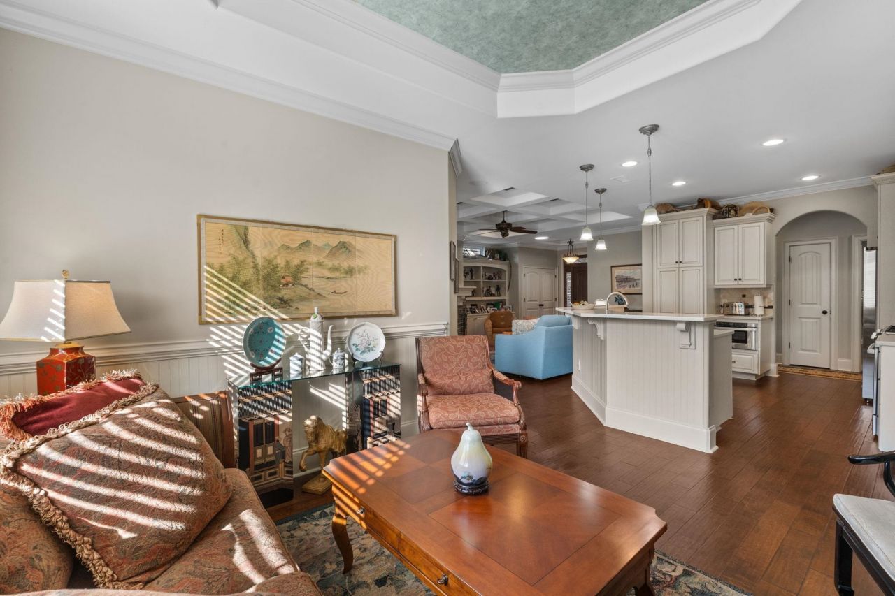 4228 Ravenwood Dr. Photo 16