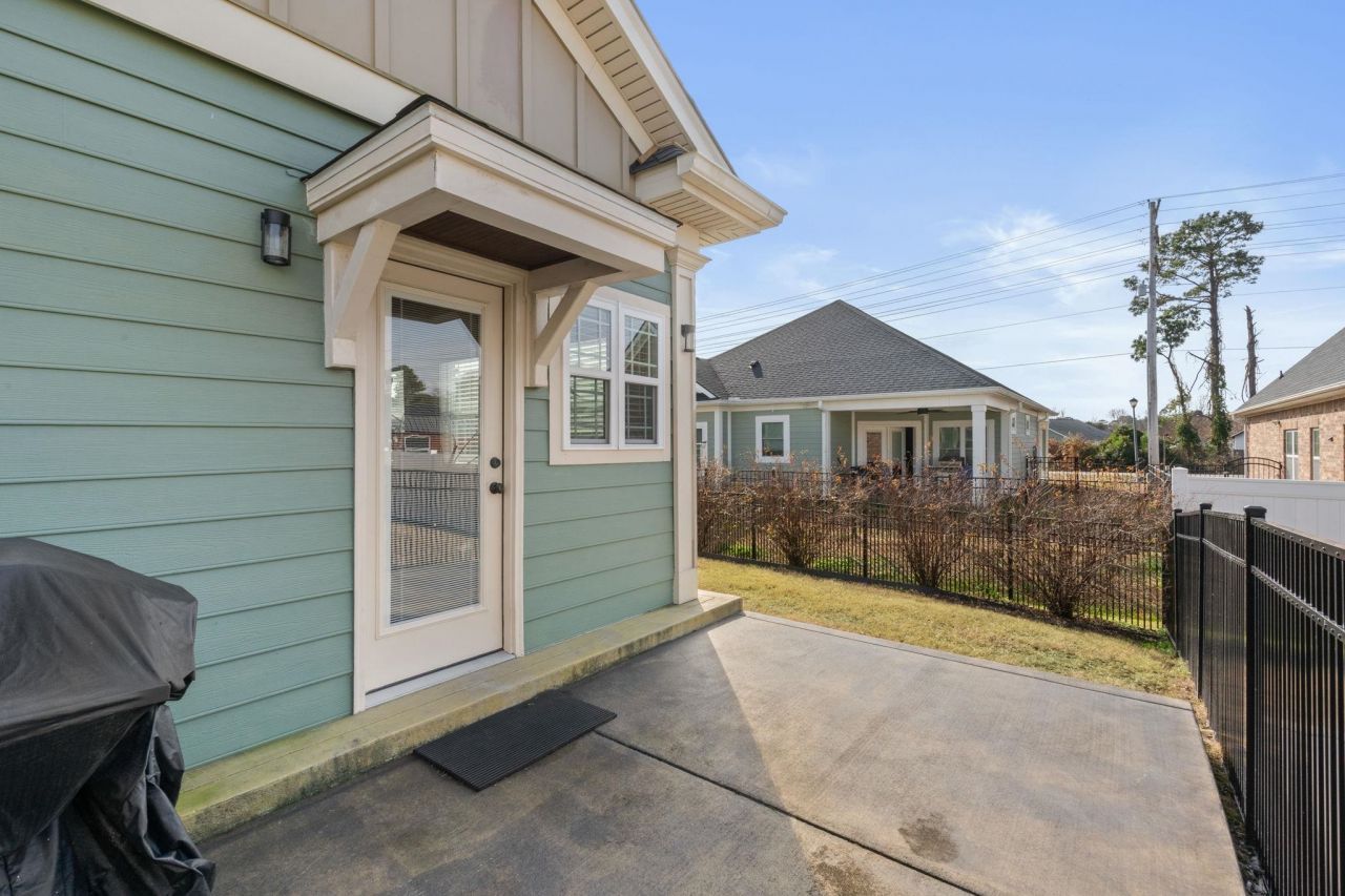 4228 Ravenwood Dr. Photo 19