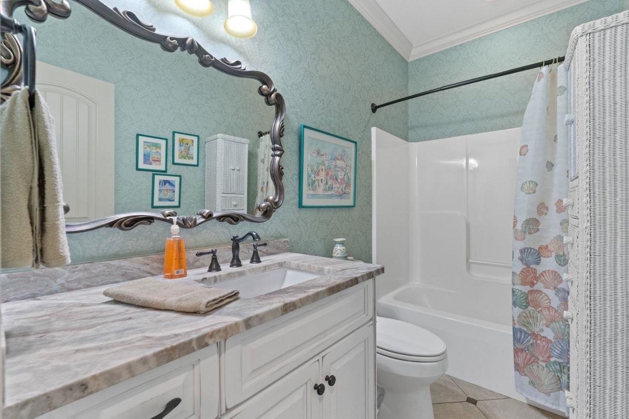 4228 Ravenwood Dr. Photo 29