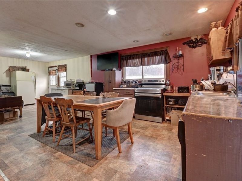 4980 Beagle Club Road SW, Newcomerstown, OH 43832 Photo 2