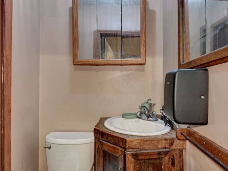 4980 Beagle Club Road SW, Newcomerstown, OH 43832 Photo 8