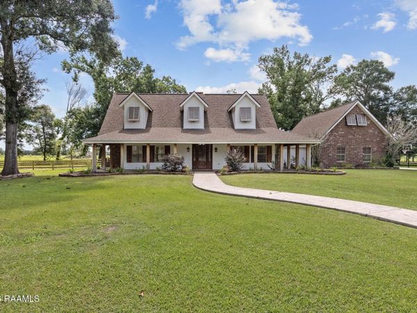 5761 Eagle Pass Drive, Youngsville, LA 70592
