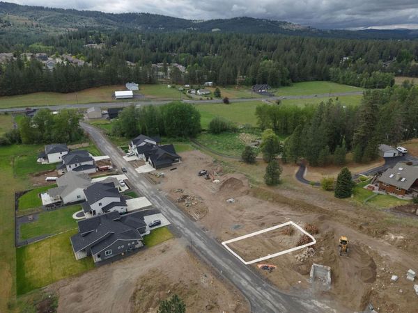 11817 E HONEYCOMB SPRINGS Ln, Spokane, WA 99206