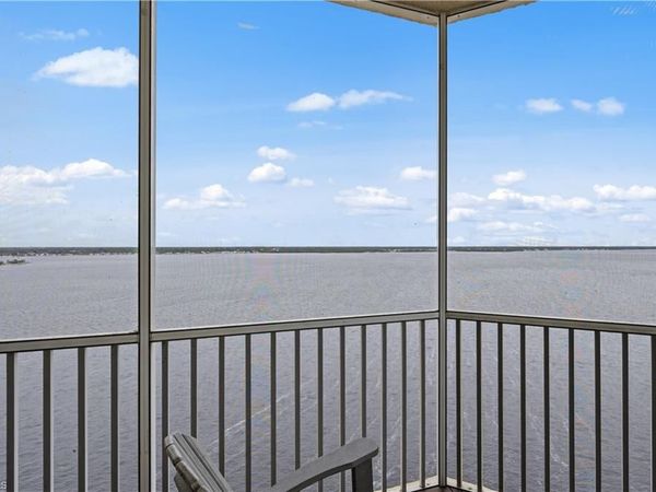 2745 1st ST, Unit 1306, FORT MYERS, FL 33916