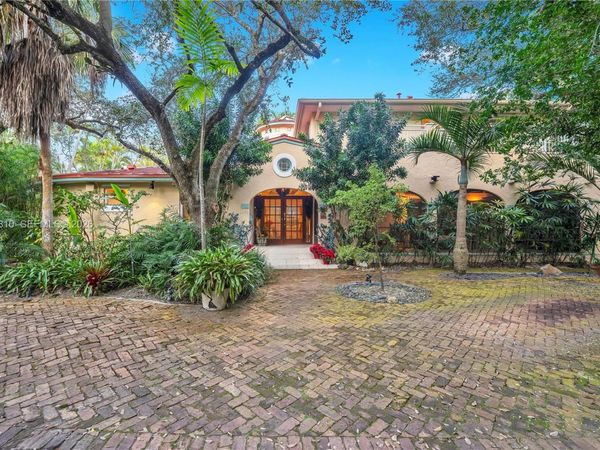 2496 Abaco Ave, Miami, FL 33133