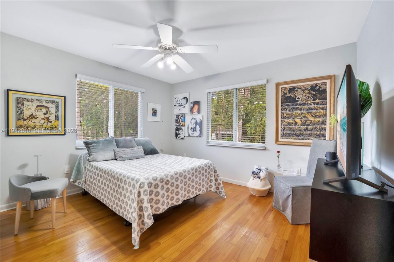 2496 Abaco Ave, Miami, FL 33133 Photo