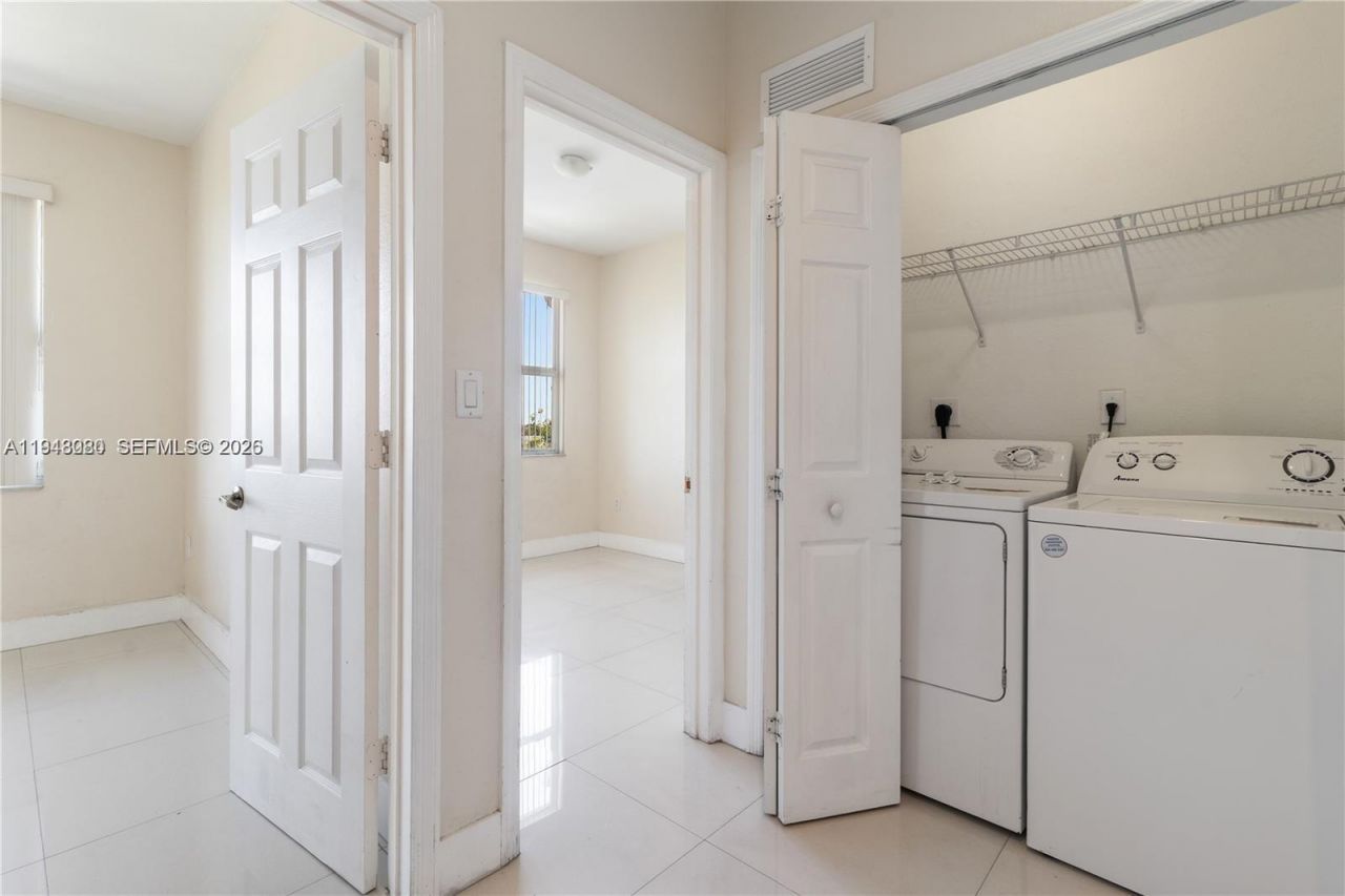 11102 NW 83rd St, Unit 222, Doral, FL 33178 Photo