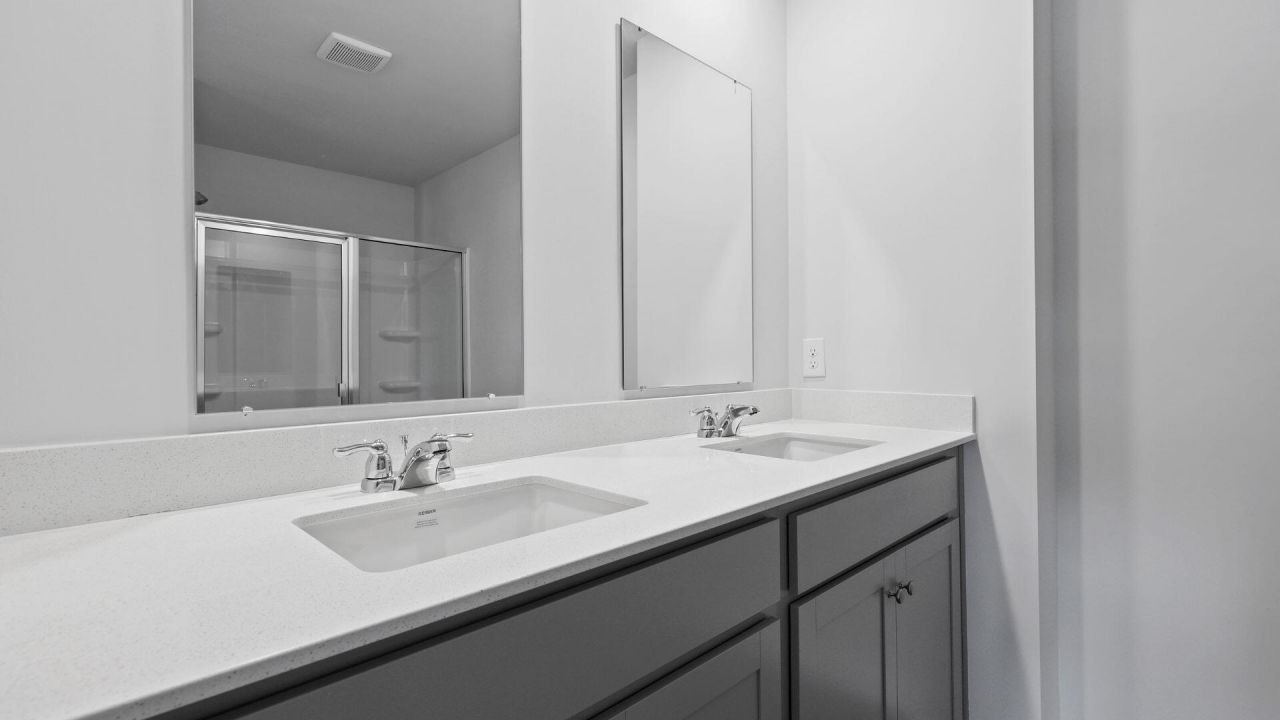 232 Yarrow Way Photo 33