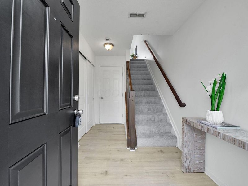 5583 Mesa Falls Street, Dublin, OH 43016 Photo 3