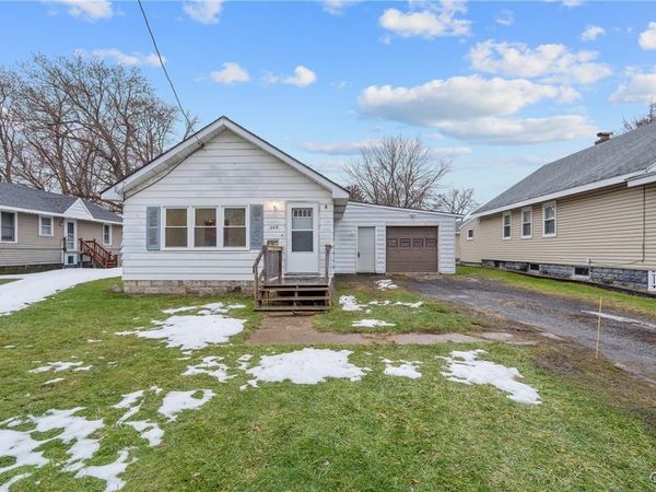 302 Richfield Boulevard, Syracuse, NY 13211
