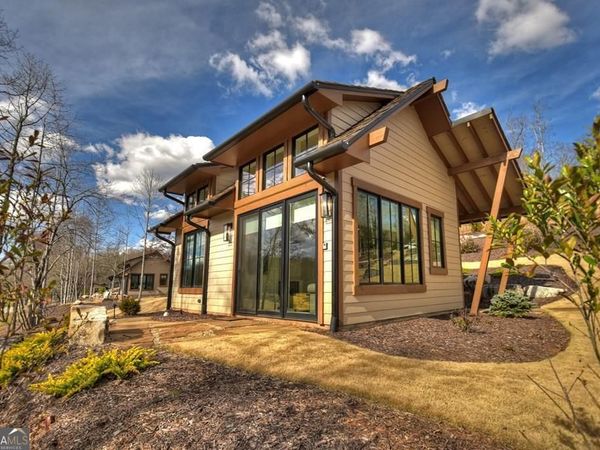 400 Old Toccoa Farm Loop, Mineral Bluff, GA 30559