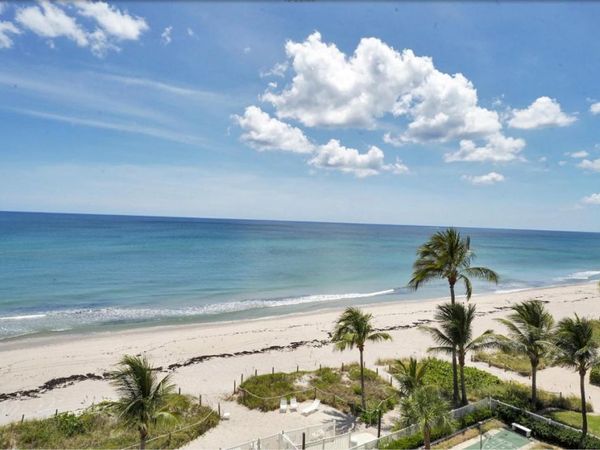 1057 Hillsboro Mile, Unit 411, Hillsboro Beach, FL 33062