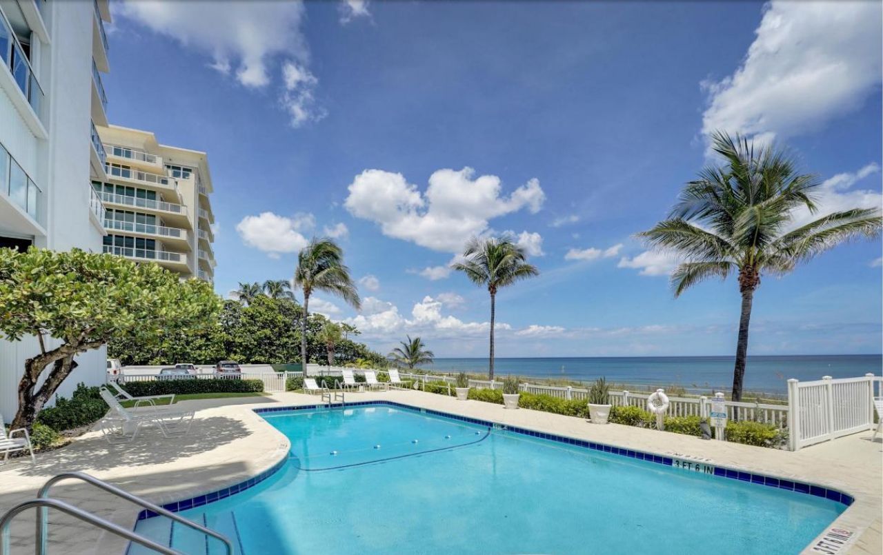 1057 Hillsboro Mile, Unit 411, Hillsboro Beach, FL 33062 Photo