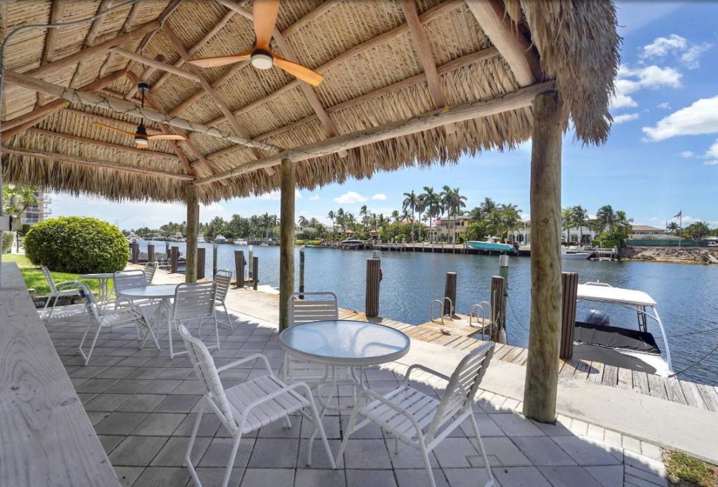 1057 Hillsboro Mile, Unit 411, Hillsboro Beach, FL 33062 Photo