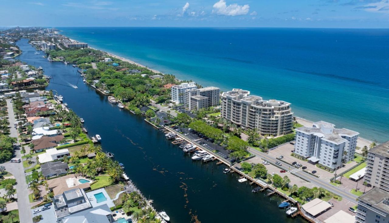 1057 Hillsboro Mile, Unit 411, Hillsboro Beach, FL 33062 Photo