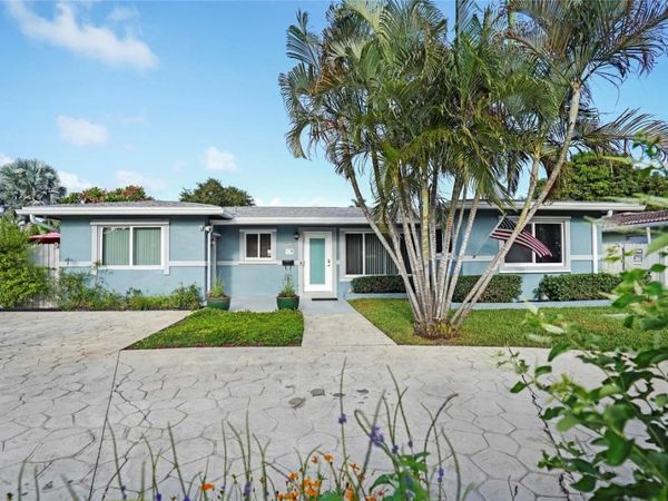 954 NE 26th Avenue, Pompano Beach, FL 33062