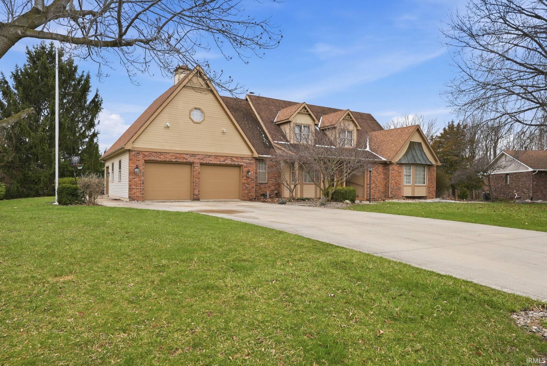 12127 Mahogany Drive, Fort Wayne, IN 46814 Main Photo