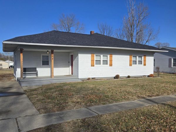 104 W Pine Street, New Market, IN 47965